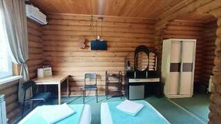 Гостиница Вербена Горячий Ключ Стандартный номер с двумя  1 сп. кроватями-6