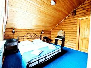 Гостиница Вербена Горячий Ключ Семейный номер с балконом-4